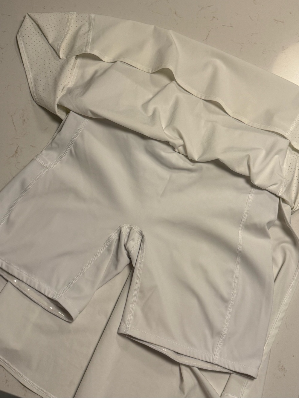 SPANXshape™ Get Moving 14-Inch Skort White - Picture 4 of 6